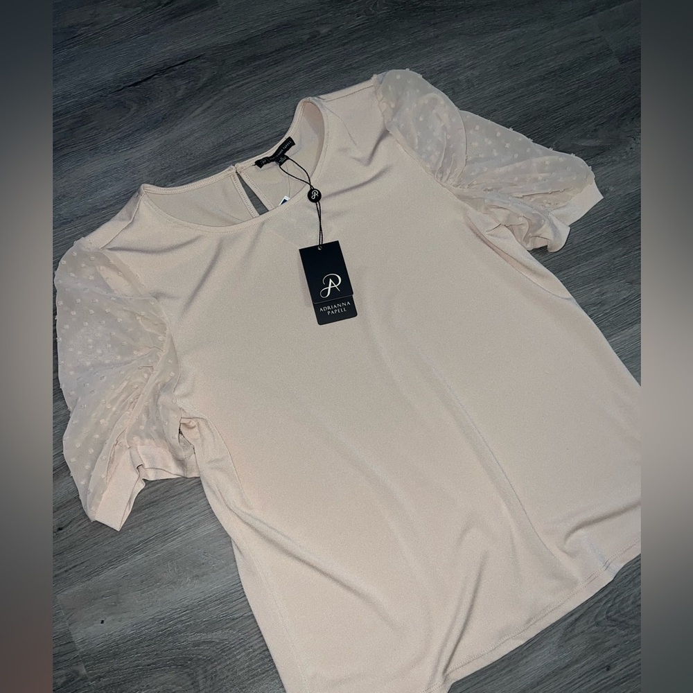 Women’s  blouse